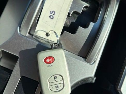 Used 2019 Toyota 4Runner Limited AWD/4WD image 33
