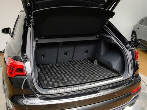 Used 2023 Audi Q3 2.0T Premium image 56