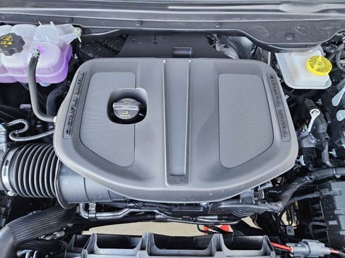 New 2026 RAM 1500 Express AWD/4WD image 28