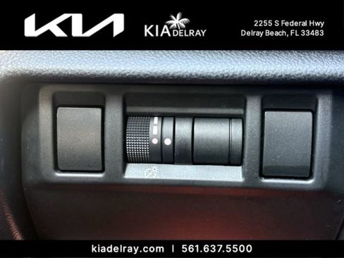 Used 2024 Subaru Crosstrek 2.0i Premium AWD/4WD image 27