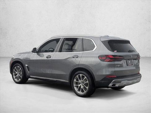 New 2026 BMW X5 xDrive40i w/ Climate Comfort Package image 9