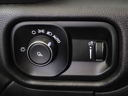 Used 2022 RAM 2500 Tradesman image 34