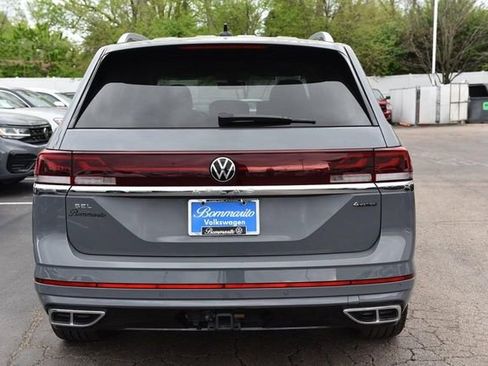 Certified 2025 Volkswagen Atlas SEL Premium R-Line image 6