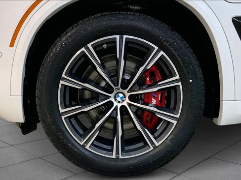 Used 2026 BMW X5 xDrive50e w/ M Sport Package AWD/4WD image 11