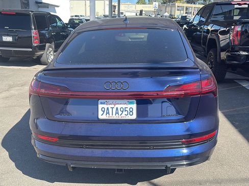 Used 2022 Audi e-tron Premium Plus AWD/4WD image 3