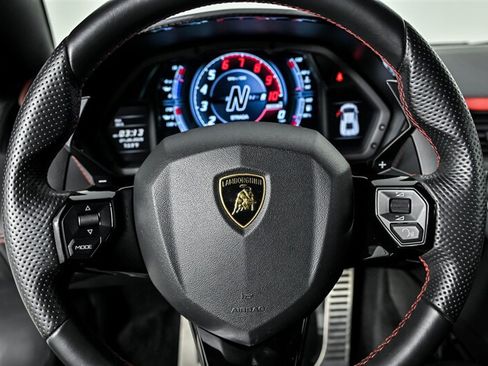 Used 2017 Lamborghini Aventador S AWD/4WD image 24