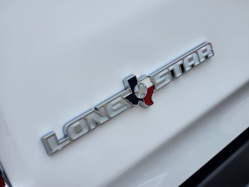 New 2026 RAM 1500 4x4 Crew Cab image 12