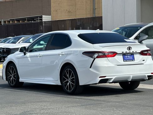 Used 2021 Toyota Camry SE w/ Carpet Mat Package (TMS) FWD image 5