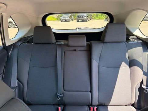 Certified 2025 Toyota RAV4 LE AWD/4WD image 38