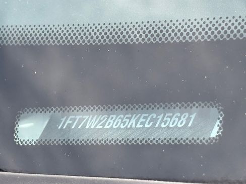 Used 2019 Ford F250 Lariat image 30