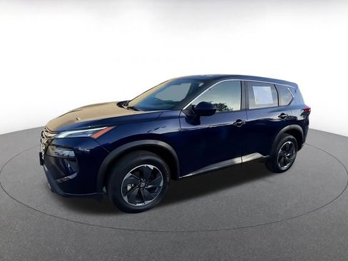 Used 2025 Nissan Rogue SV AWD/4WD image 8