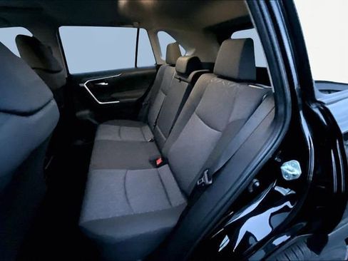 Used 2023 Toyota RAV4 XLE image 16