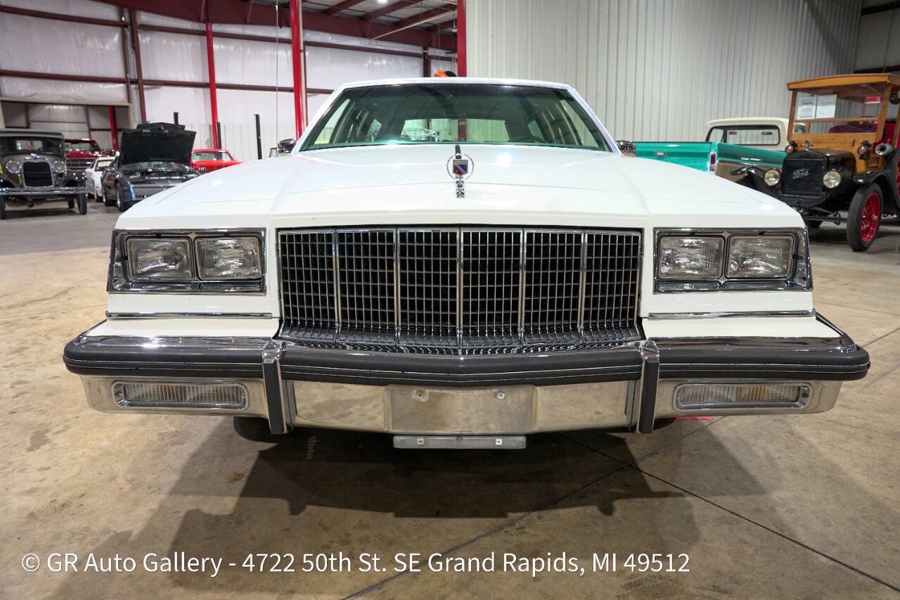 Used 1988 Buick Le Sabre Estate RWD image 13