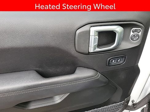 Used 2022 Jeep Wrangler Unlimited Sahara w/ Cold Weather Group AWD/4WD image 9