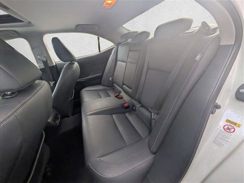 Used 2015 Lexus IS 250 w/ Navigation System Package RWD image 18