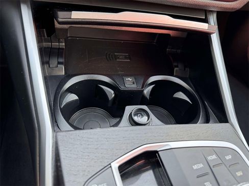 Certified 2024 BMW 430i xDrive Convertible w/ Premium Package image 17