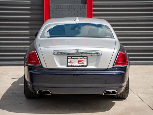 Used 2020 Rolls-Royce Ghost image 11