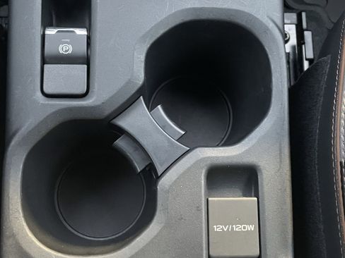 Certified 2025 Subaru Forester Sport image 25