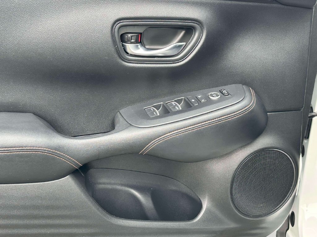 Certified 2025 Honda HR-V Sport image 14