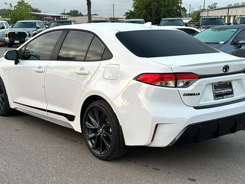 New 2026 Toyota Corolla SE FWD image 9