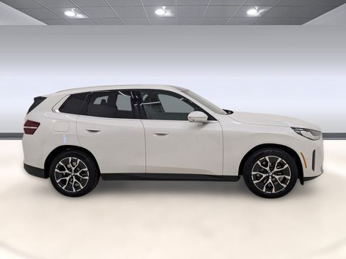 New 2026 BMW X3 xDrive30i w/ Premium Package AWD/4WD image 8