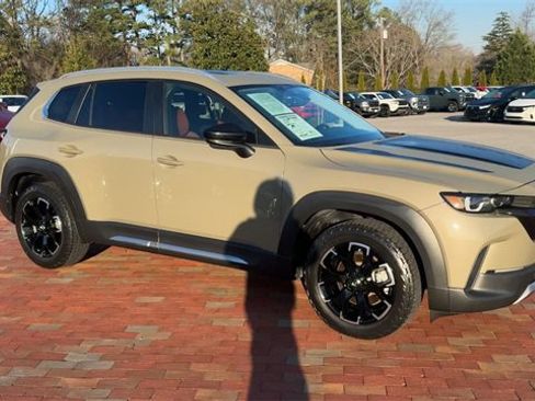 Used 2023 MAZDA CX-50 Meridian Edition w/ Cargo Package image 4