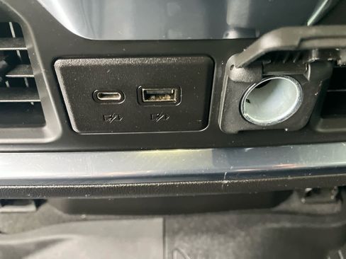 Used 2022 Chevrolet Silverado 3500 High Country w/ Z71 Off-Road Package image 46