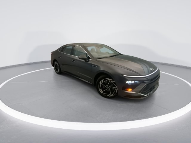 Used 2026 Hyundai Sonata SEL FWD image 8