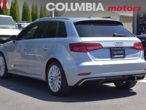 Used 2017 Audi A3 e-tron Premium image 2