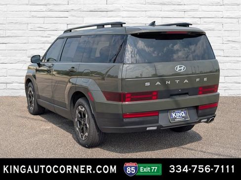 Used 2024 Hyundai Santa Fe SEL FWD image 7