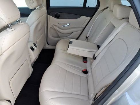 Certified 2022 Mercedes-Benz GLC 300 image 18