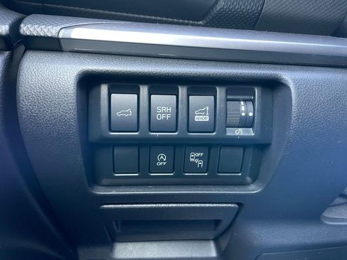 Used 2022 Subaru Forester Premium image 50