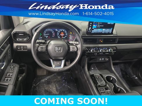 Used 2023 Honda Pilot Elite image 13
