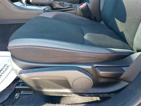 Used 2016 Subaru Crosstrek 2.0i Premium image 41