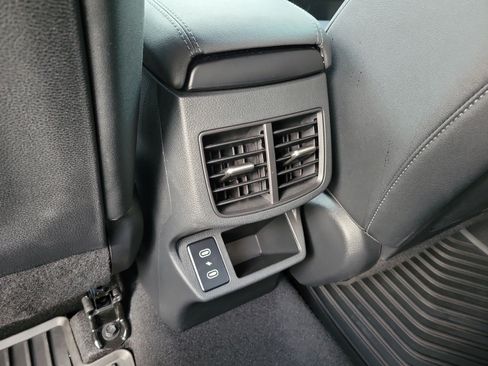 Used 2025 Kia Seltos EX w/ EX Sunroof Package FWD image 12