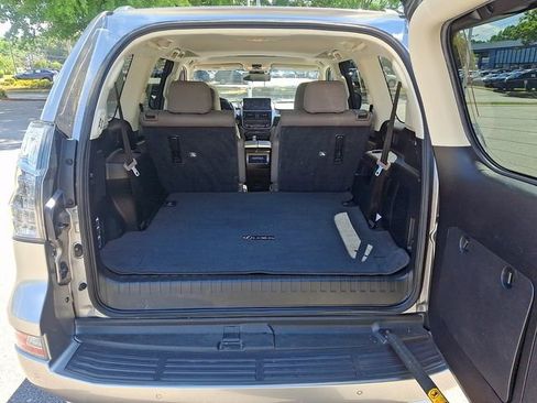 Used 2022 Lexus GX 460 Premium AWD/4WD image 34