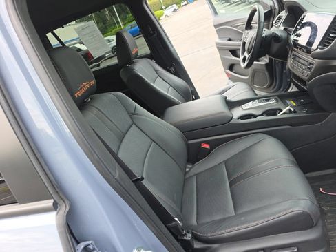 Used 2024 Honda Passport TrailSport image 26