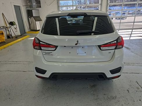 Used 2021 Mitsubishi Outlander Sport ES image 4