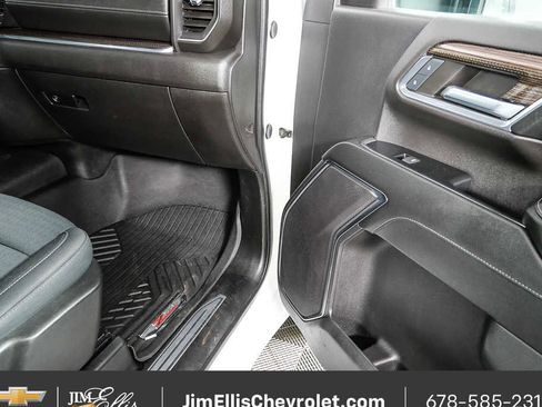 Used 2024 Chevrolet Silverado 2500 LT AWD/4WD image 21
