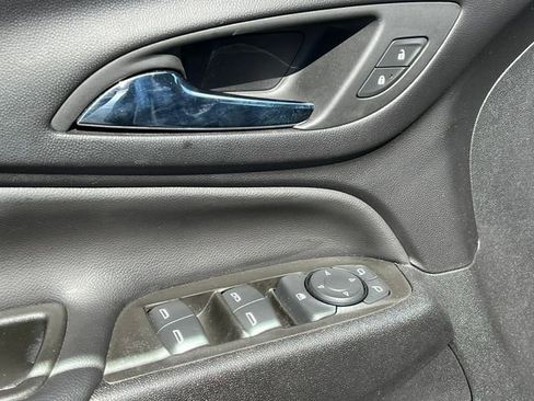 Certified 2024 Chevrolet Equinox LT FWD image 15