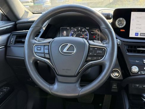 Used 2023 Lexus ES 350 Premium image 9