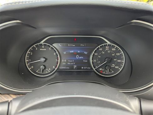 Used 2018 Nissan Maxima Platinum image 31