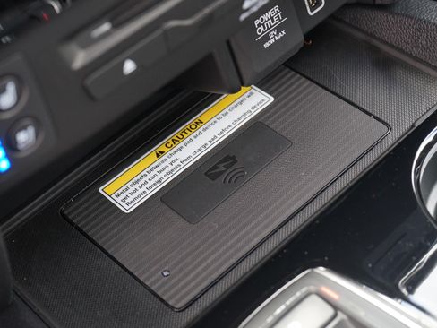 Used 2022 Honda Pilot Black Edition image 20