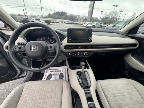 Used 2023 Honda HR-V LX image 13