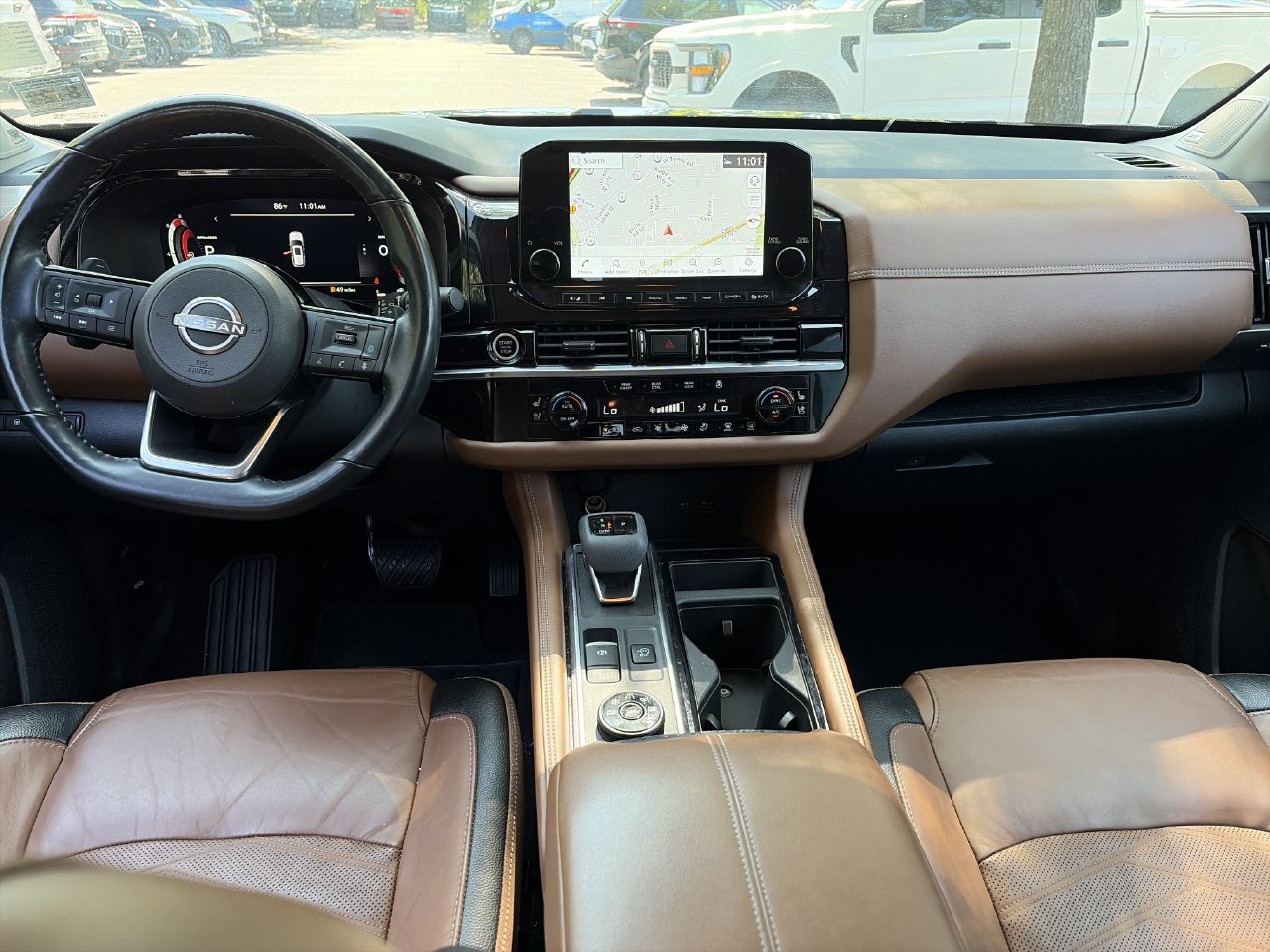 Certified 2023 Nissan Pathfinder Platinum AWD/4WD image 2