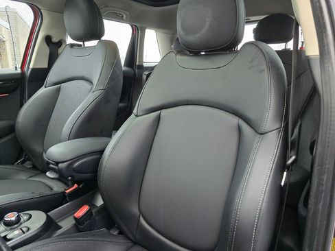 Used 2022 MINI Cooper S w/ Premium Package image 24