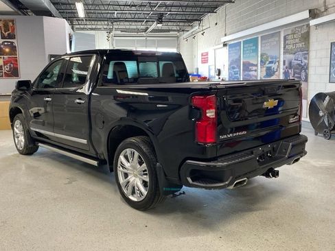 Used 2023 Chevrolet Silverado 1500 High Country w/ High Country Premium Package image 5