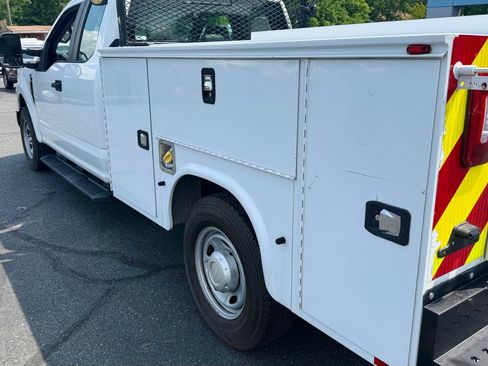 Used 2019 Ford F250 XL w/ Power Equipment Group RWD image 10