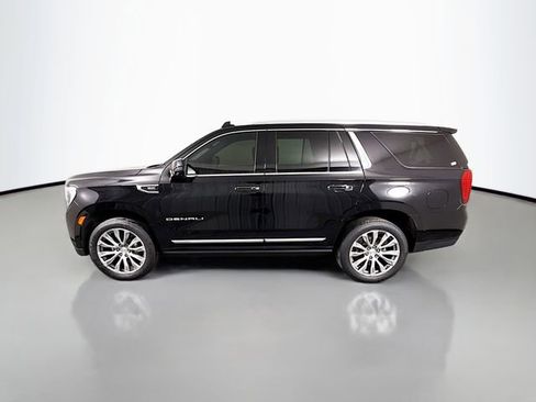 Used 2021 GMC Yukon Denali w/ Denali Premium Package AWD/4WD image 4