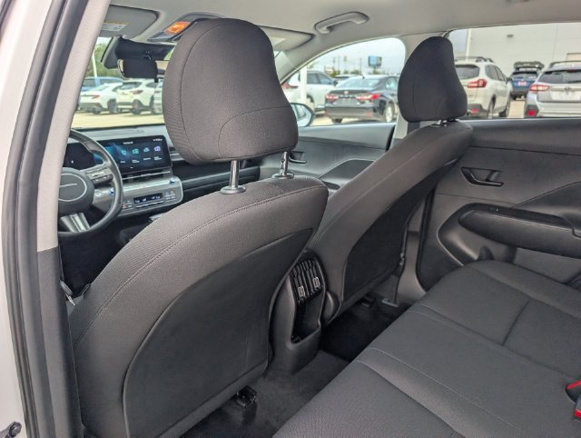Used 2025 Hyundai Kona SEL FWD image 25